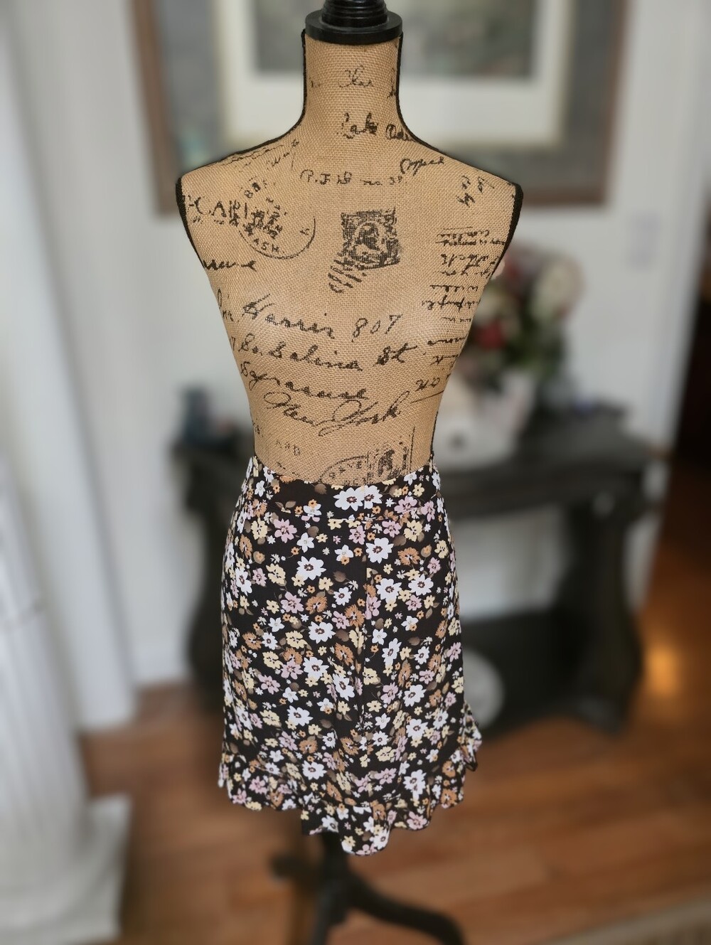 SHEIN Black Floral Ruffle Skater Skirt